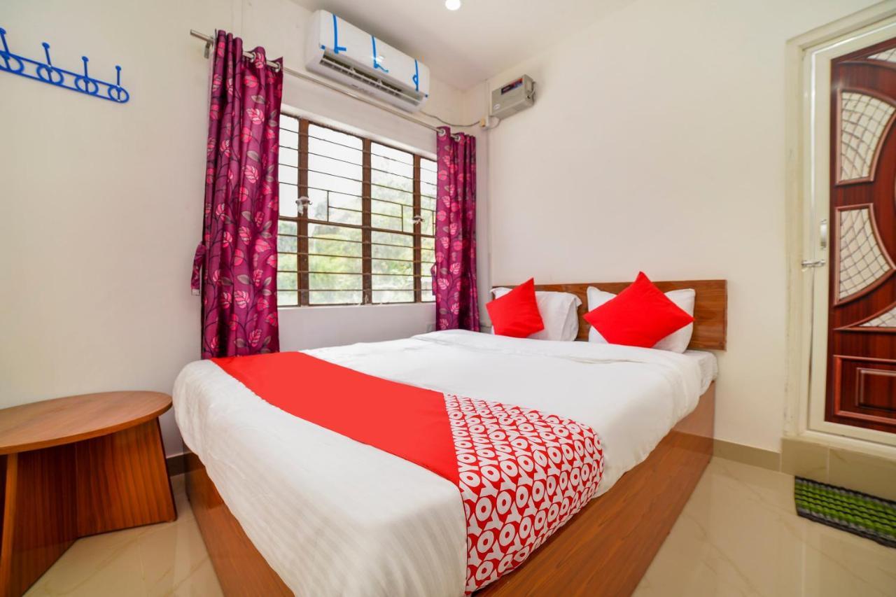 Oyo 40893 Hotel Lotus Guwahati Dış mekan fotoğraf