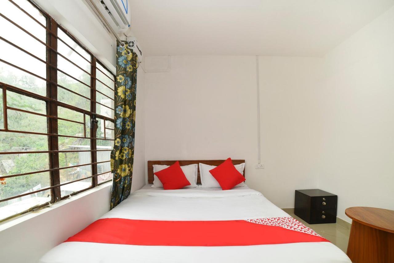 Oyo 40893 Hotel Lotus Guwahati Dış mekan fotoğraf